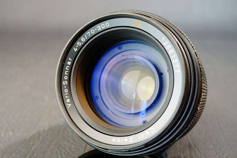 Contax Carl Zeiss Vario-Sonnar 70-300mm f/4-5.6 for Canon EF Mount