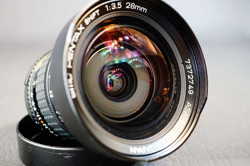 Pentax SMC Pentax Shift 28mm F3.5 Lens Pentax K Mount with Case **Excellent Condition**