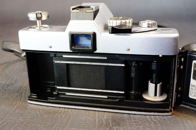 Minolta SRT MCII 35mm SLR with Minolta Rokkor 58mm F1.4 Lens  **Great Condition**
