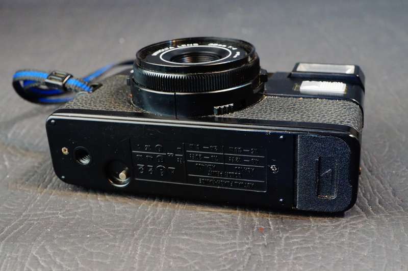 Minolta Hi-Matic GF 38mm 1:4 lens - 35mm Film Camera **Good Condition**