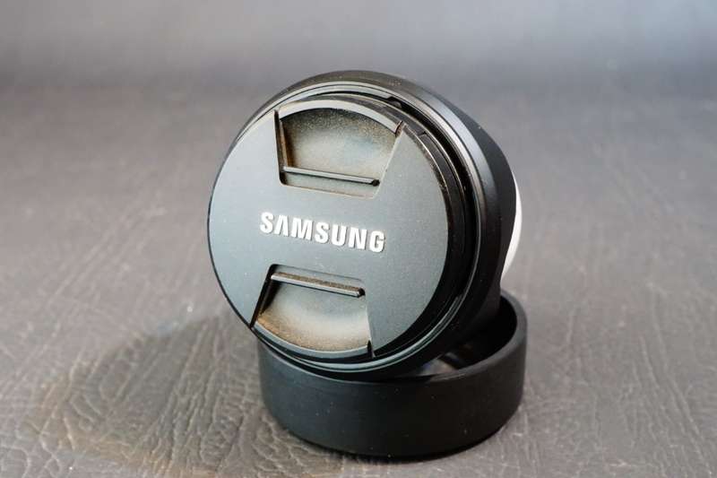 Samsung NX 18-55mm f/3.5-5.6 OIS III i-Function in Samsung NX Mount **Great Condition*