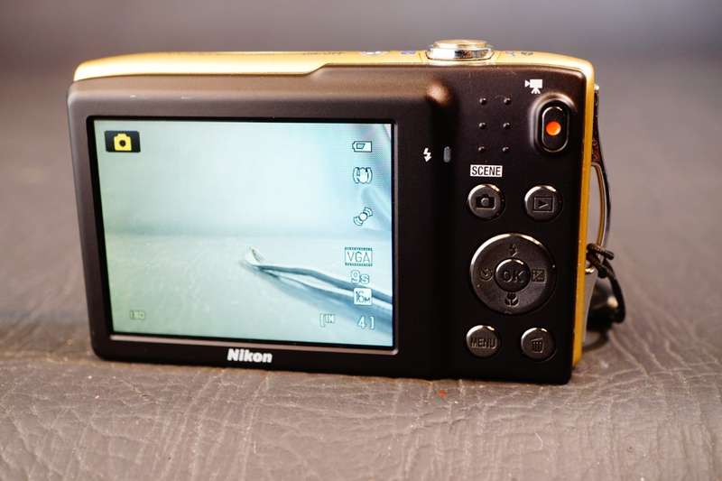 Nikon COOLPIX S3300 16.0MP Digital Camera **Great Condition**