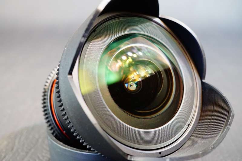 Rokinon Cine 14mm T3.1 (f2.8) UMC Lens Canon EF Full Frame Ultra Wide Angle **Excellent Condition**