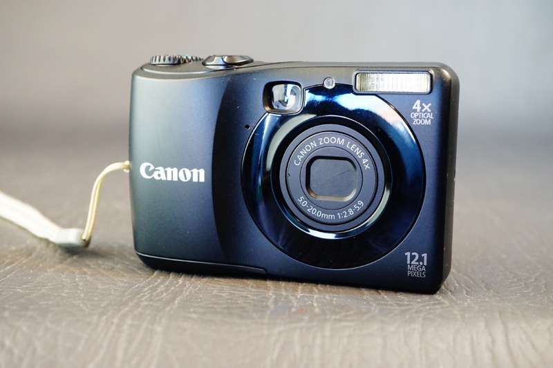 CANON PowerShot A1200 HD Digital Camera - 12.1MP uses AA Batteries  **Great Condition**