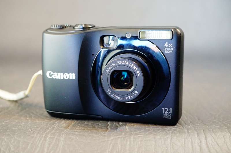 CANON PowerShot A1200 HD Digital Camera - 12.1MP uses AA Batteries  **Great Condition**