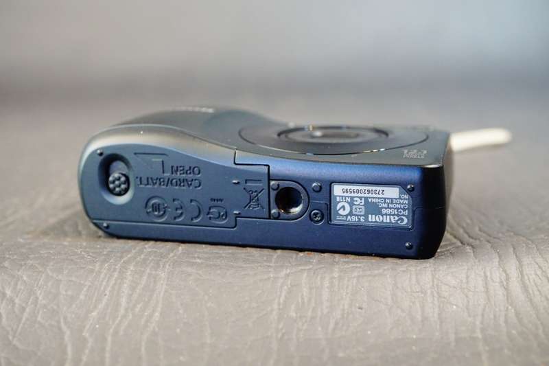 CANON PowerShot A1200 HD Digital Camera - 12.1MP uses AA Batteries  **Great Condition**