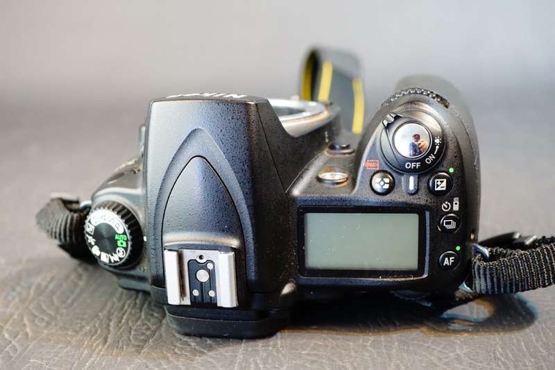 Nikon D90 12.3 MP Digital SLR Camera Body **Great Condition**