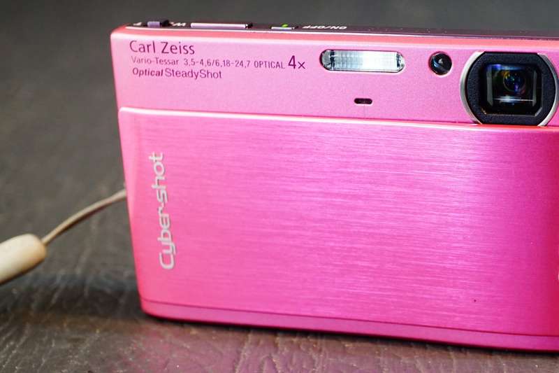 Sony Cyber Shot DSC-TX1 10.2MP 4x Zoom Digital Camera with Underwater Housing **Good Condition**