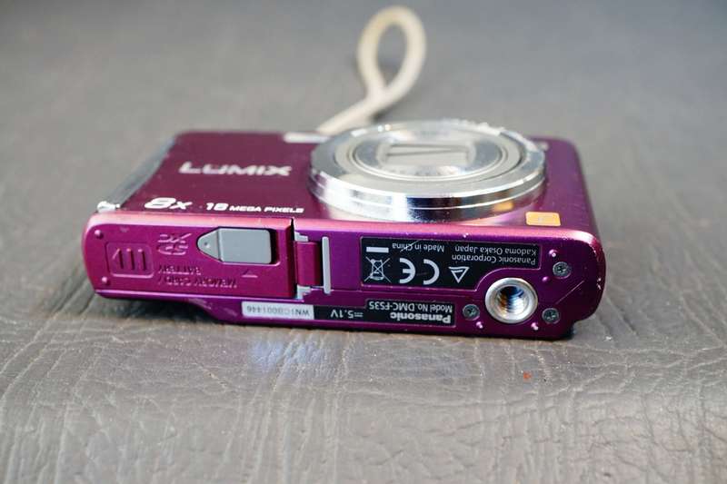 Panasonic Lumix DMC-FS35 Purple 16.1MP Digital Compact Camera **Great Condition**