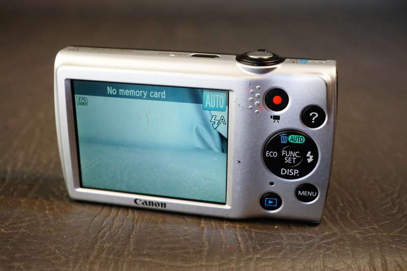 Canon PowerShot A2500 16.0MP Digital Camera **Good Condition**