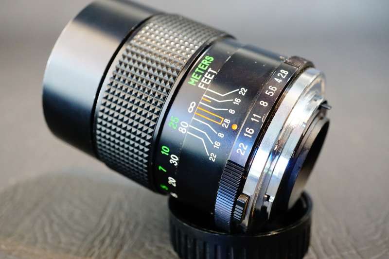 Vivitar Auto Telephoto 135mm F2.8 Lens In Olympus OM Mount  **Great Condition**