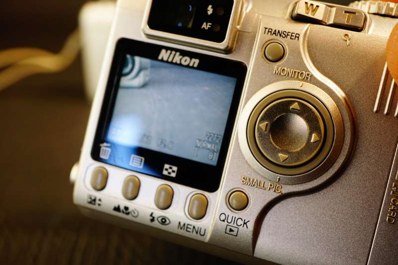 Nikon COOLPIX 775 and 4300 Compact Digital Camera Combo Set **Good Condition**
