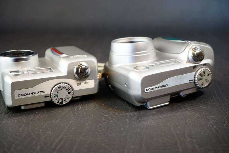 Nikon COOLPIX 775 and 4300 Compact Digital Camera Combo Set **Good Condition**