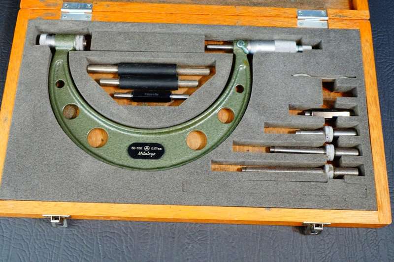 Mitutoyo 104-161 Interchangeable Anvil Micrometer 50-150mm 0.01mm **Great Condition**