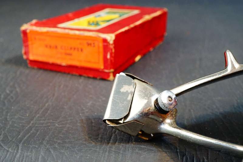 Ahrem's Good Line German made Manual Hair Clippers with Box and Instructions Mid-20th Century