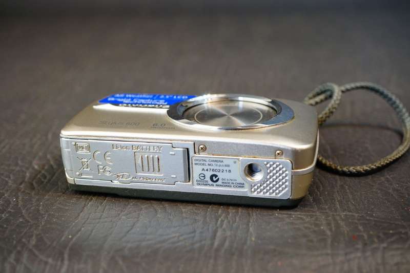 Olympus Stylus 600 Digital 6.0MP Compact Digital Camera **Great Condition**