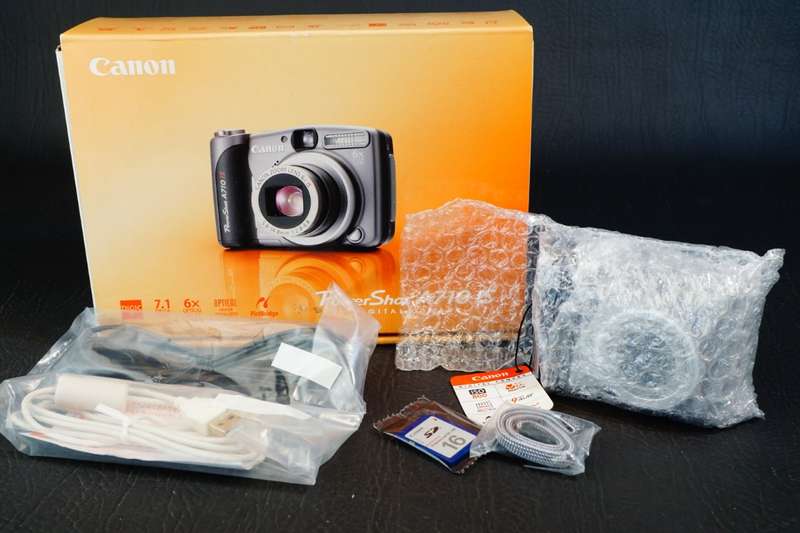 Canon PowerShot A710 IS Compact Digital Camera 7.1MP 6x Zoom CCD **New Old Stock, Mint Condition**