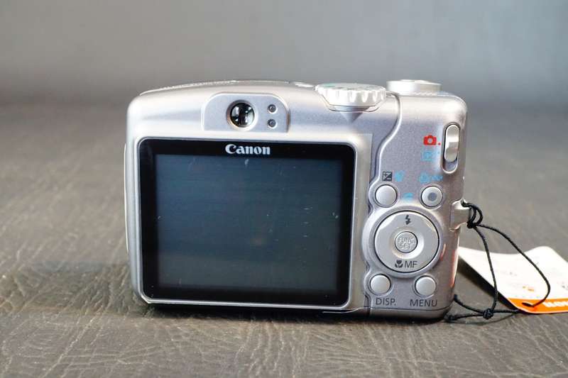 Canon PowerShot A710 IS Compact Digital Camera 7.1MP 6x Zoom CCD **New Old Stock, Mint Condition**