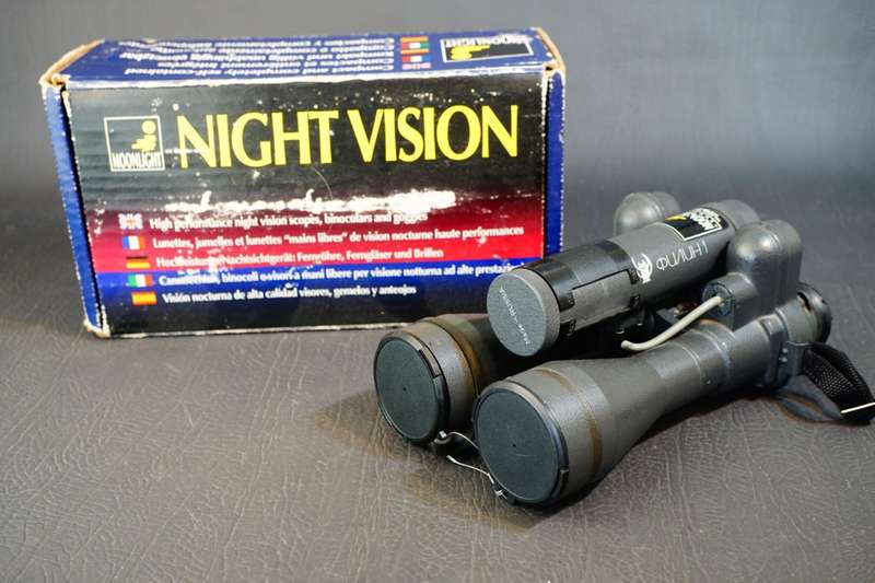 Moonlight Night Vision BN 4x48 Binoculars in Original Box **Great Condition**