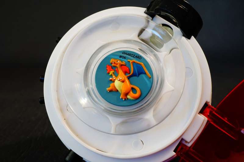 Vintage Pokemon Poke-ball Marble Shooter Charizard #06 2000 Nintendo Original  **Great Condition**