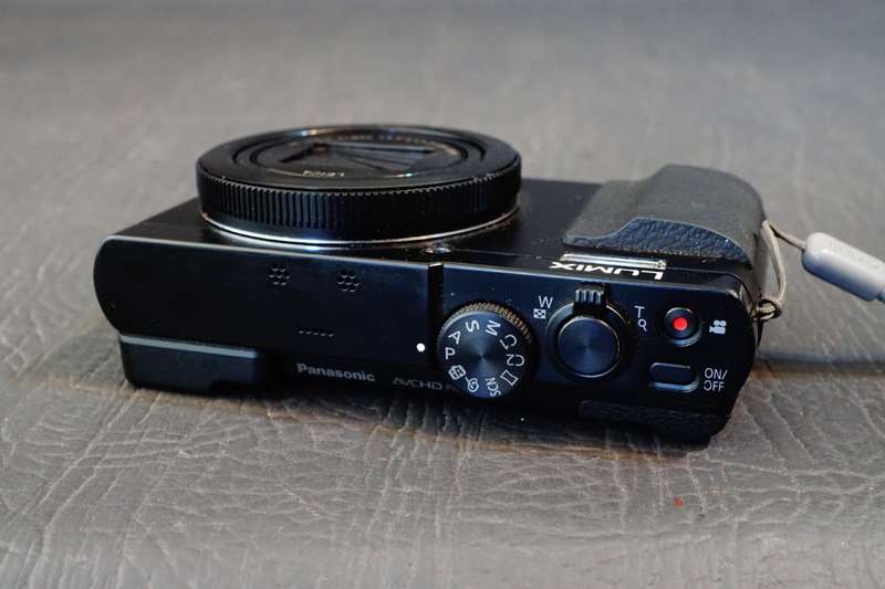 Panasonic Lumix DMC-TZ70 12MP Compact Digital Camera 30x Zoom with Box **Good Condition**