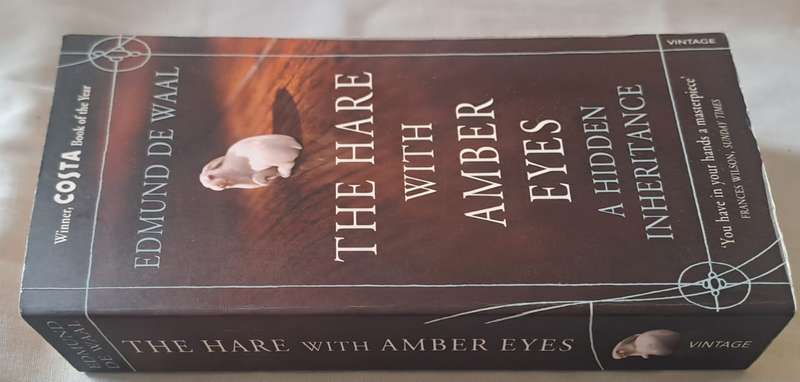 The Hare with Amber Eyes - Edmund de Waal