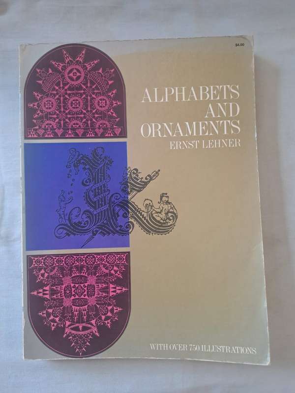 Alphabets and Ornaments - Ernest Lehner (Paperback)
