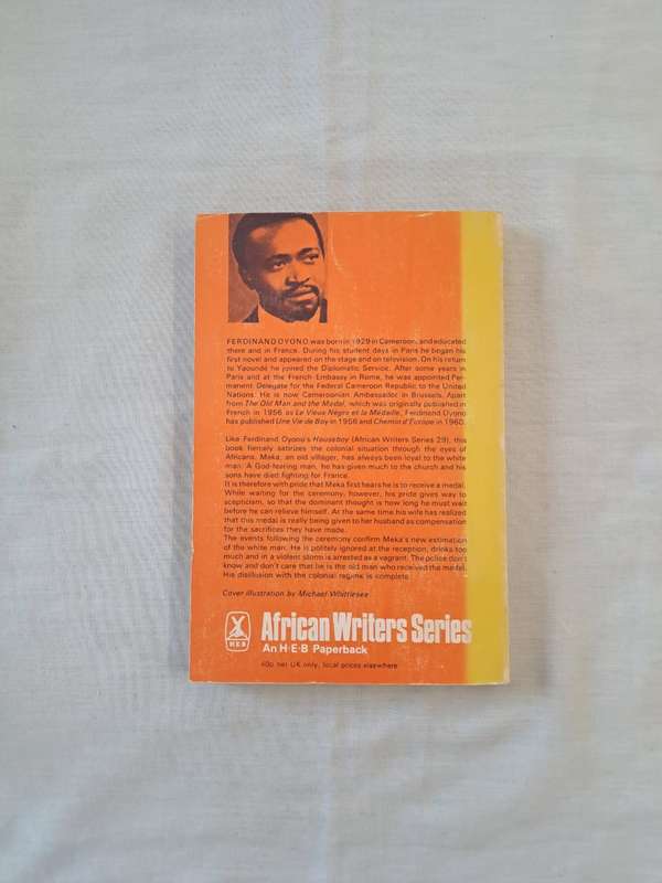 The old man and the Medal. - Ferdinand Oyono (Softcover)