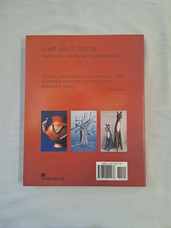 Craft South Africa. - Susan Sellschop, Wendy Goldblatt, Doreen Hemp (Softcover)(Signed by Susan Sell