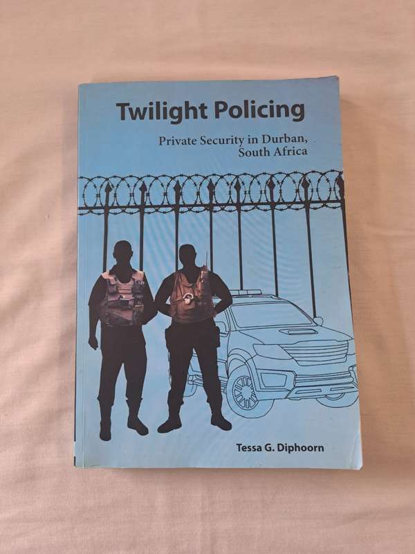 Twilight Policing. - Tessa G Diphoorn (Paperback)
