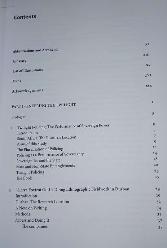 Twilight Policing. - Tessa G Diphoorn (Paperback)