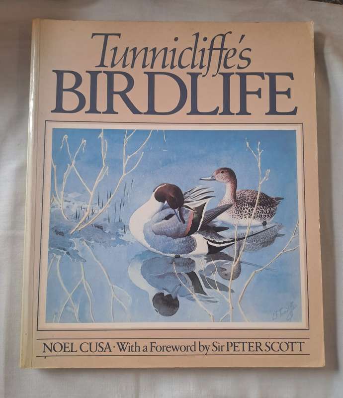 Tunnicliffes Birdlife - Noel Cusa (Softcover)