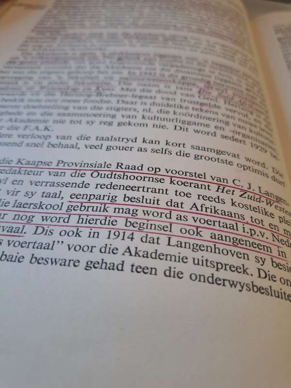 Afrikaanse Literatuurgeskiedenis -DR. G. Dekker (Hard cover with no DJ)
