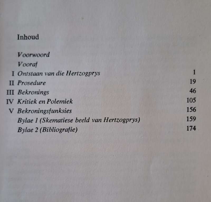 Die Hertzogprys vyftig jaar - P. J. Nienaber (hard cover with dj)