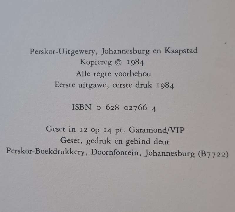 Skrywer in woord en beeld P. J. Schoeman - F. V. Lategan (hard cover with dj)