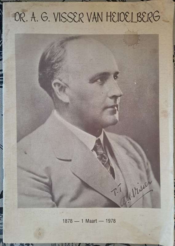 Kort Geskiedkundige oorsig van belangrike gebeur tenisse in die lewe - Dr. A. G. Visser (paperback)