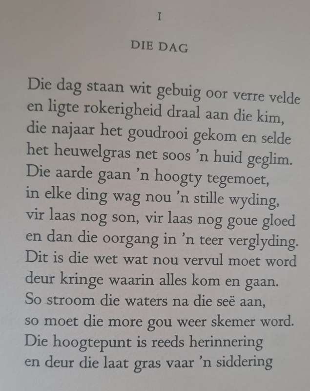 Honderd Sonnette - C. M. Van Den Heever (hard cover with o dj)