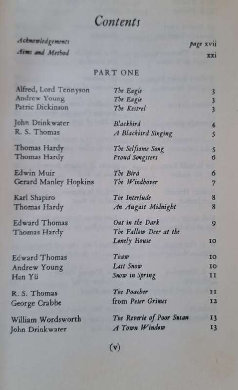 Poems to compare - Raymond Wilson (paperback)