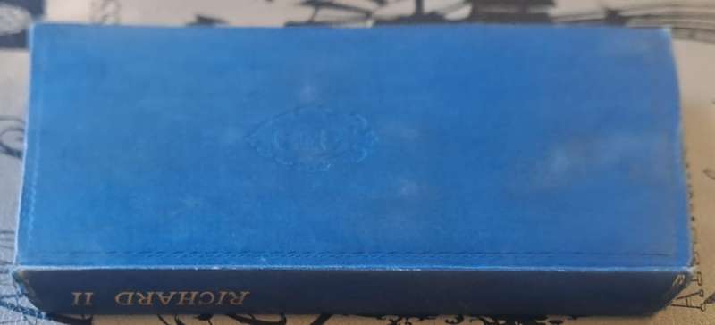Richard 2 - John M. Lothian (hard cover with no dj)