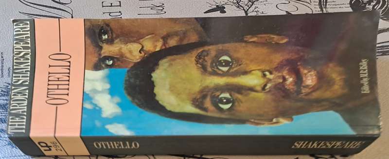 Othello - M. R. Ridley (paperback)