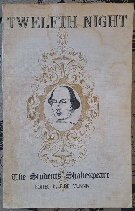 Twelfth Night - P DE Munnik (paperback)