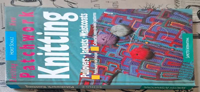 Patchwork Knitting - Horst Schulz (hardcover with no dj)