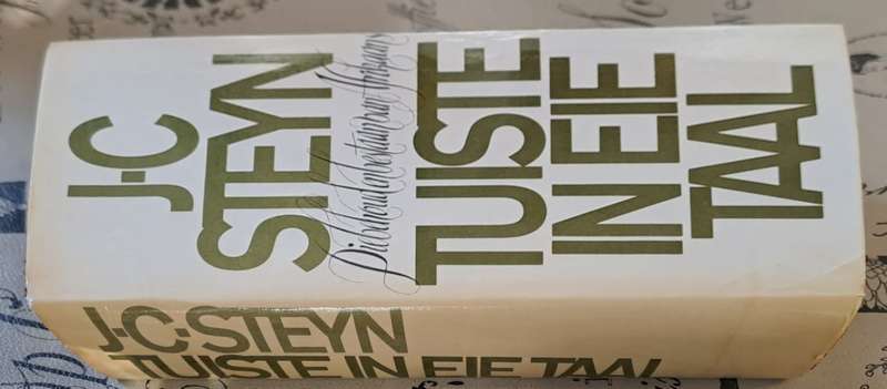 Tuiste in eie taal - J.C Steyn (hard cover with dj)