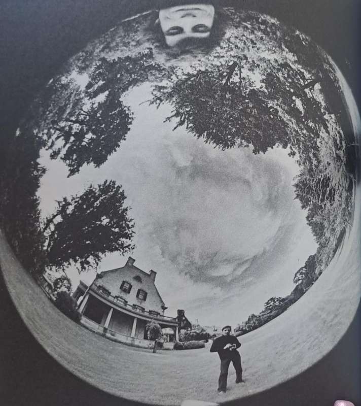Hocus Focus the world's weirdest cameras - Carl Glassman (hard cover with dj)