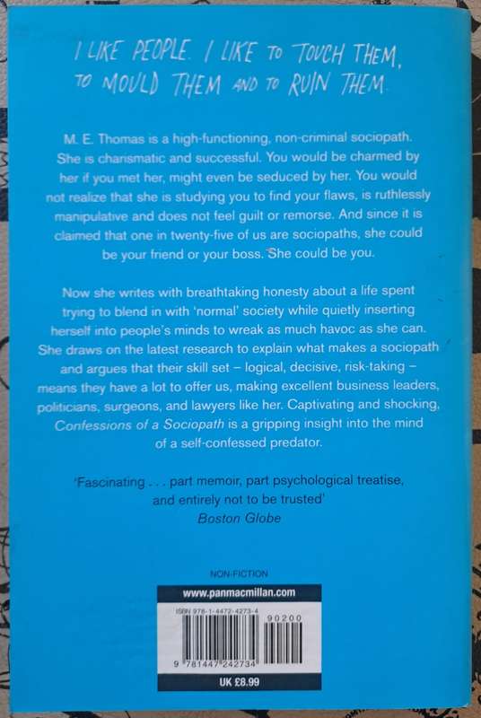 Confessions of a Sociopath - M. E. Thomas (paperback)
