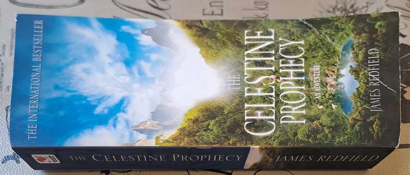 The celestine prophecy - James Redfield (paperback)