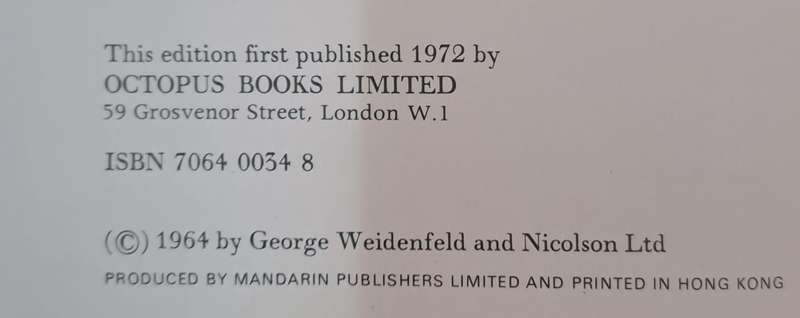 Arms and Armour - Vesey Norman (hard cover with dj)