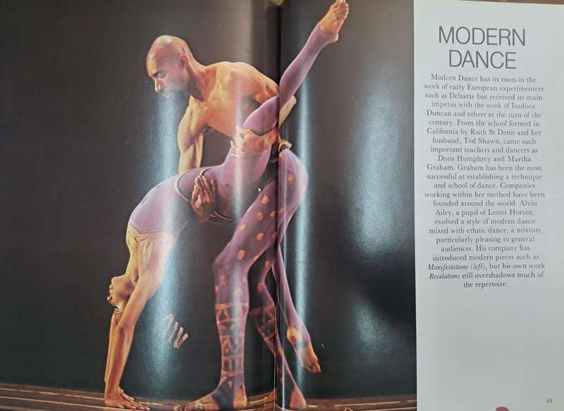 Ballet in color - Craig Dodd (hard cover with no dj)