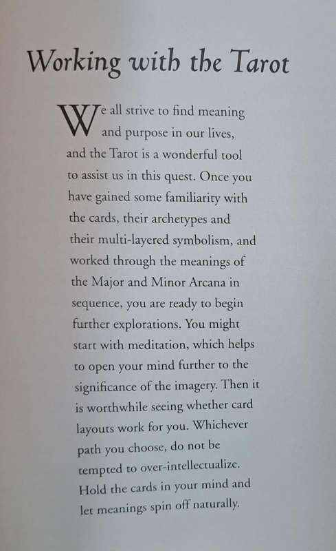 The essential guide to the tarot - David Fontana (paperback)