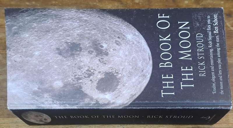 The book of the moon - Rick Stroud (Hard cover)